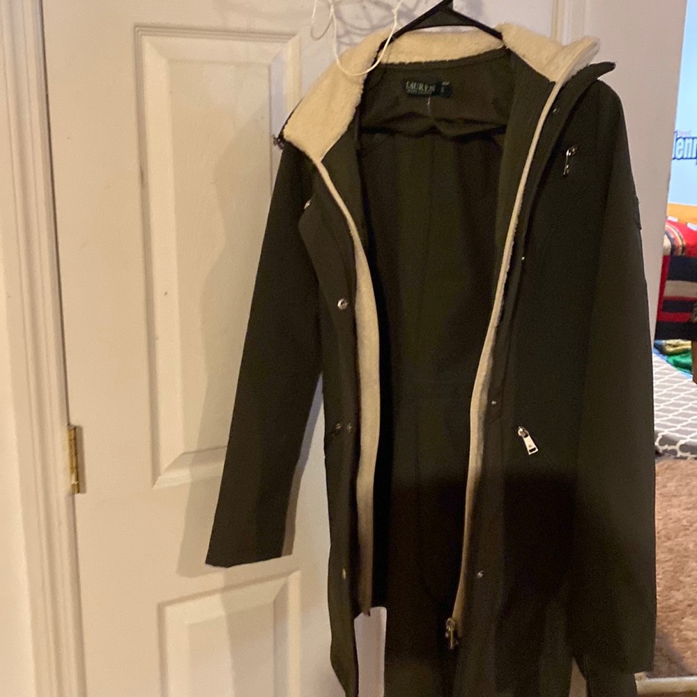 Hooded jacket.